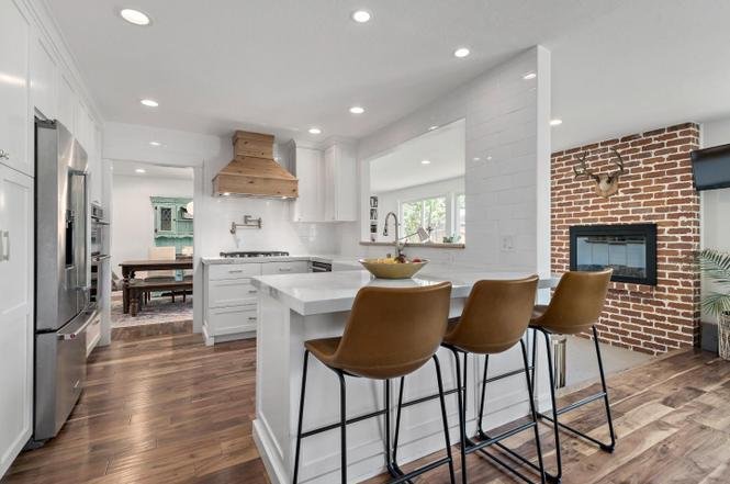 Laura Aguilera 1494 Gerhardt Ave, SAN JOSE, CA 95125